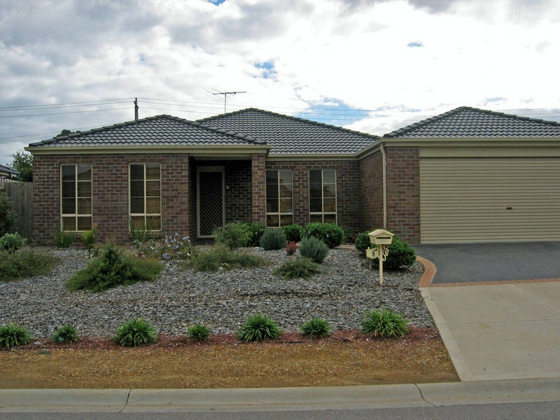 9 Coco Parade, Skye VIC 3977