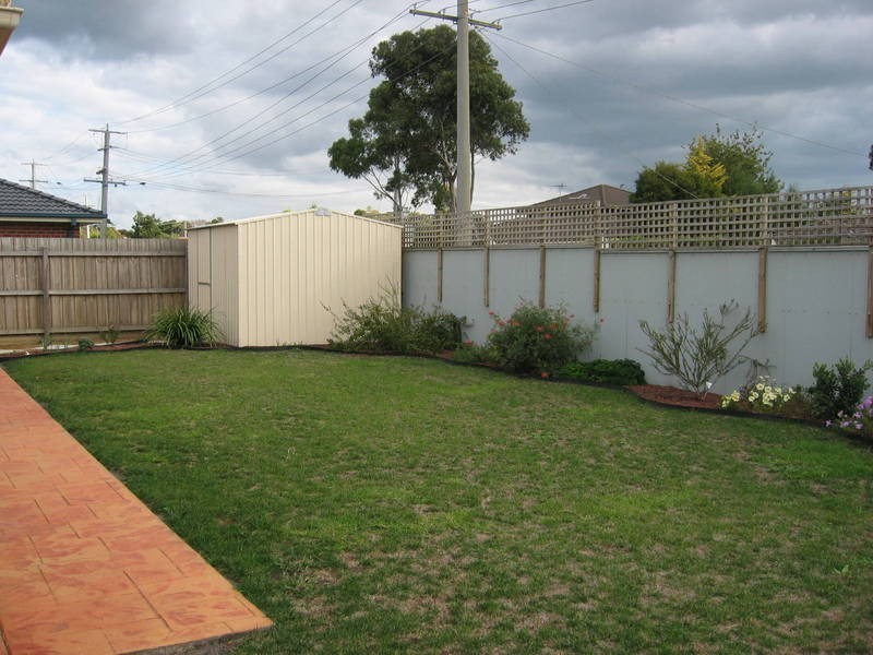 9 Coco Parade, Skye VIC 3977