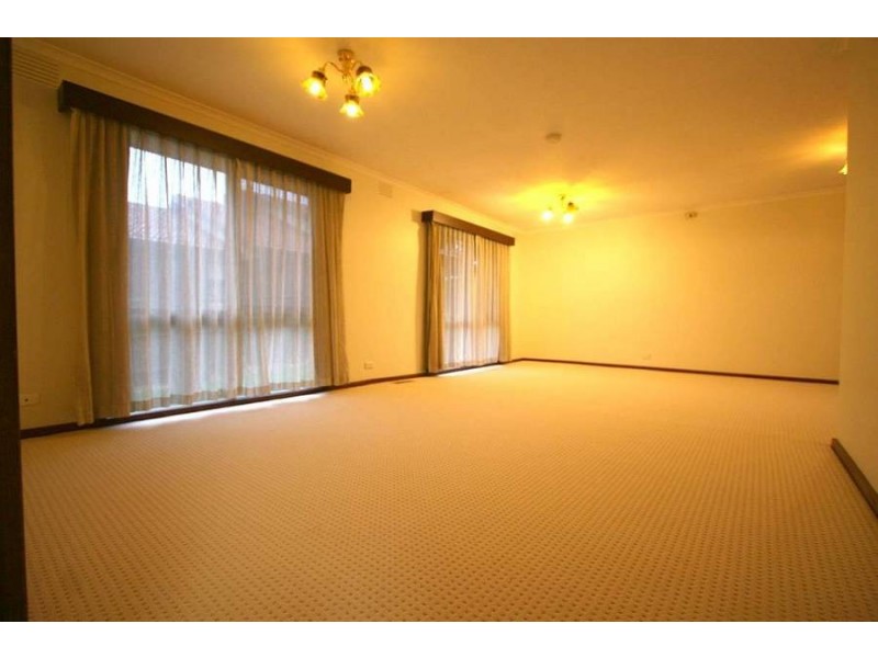 4 McMurtry Way, Frankston VIC 3199