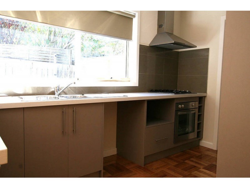 2/70 McComb Boulevard, Frankston VIC 3199