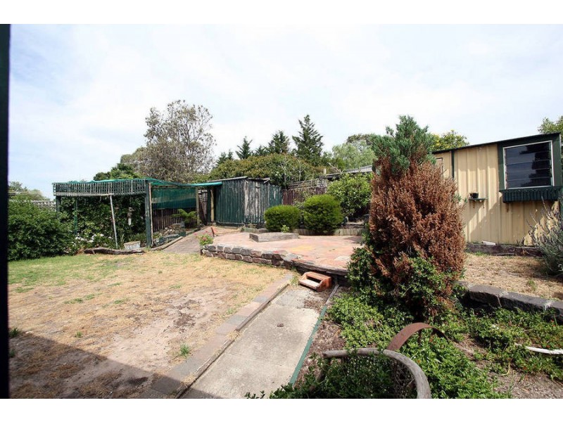 126 Monterey Boulevard, Frankston North VIC 3200