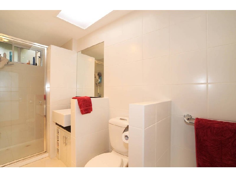 24 Layton Crescent, Newtown VIC 3220