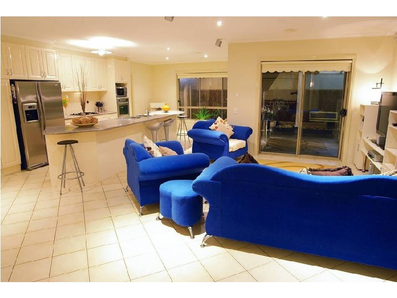 21 Nolan Place, Lovely Banks VIC 3221