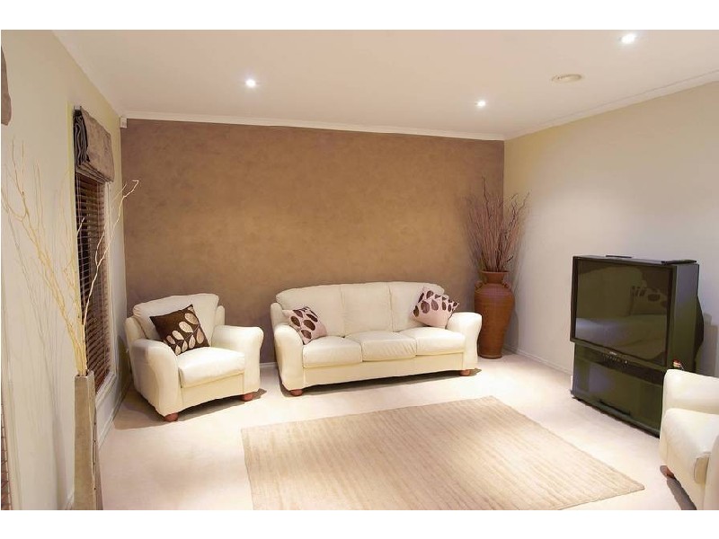 21 Nolan Place, Lovely Banks VIC 3221