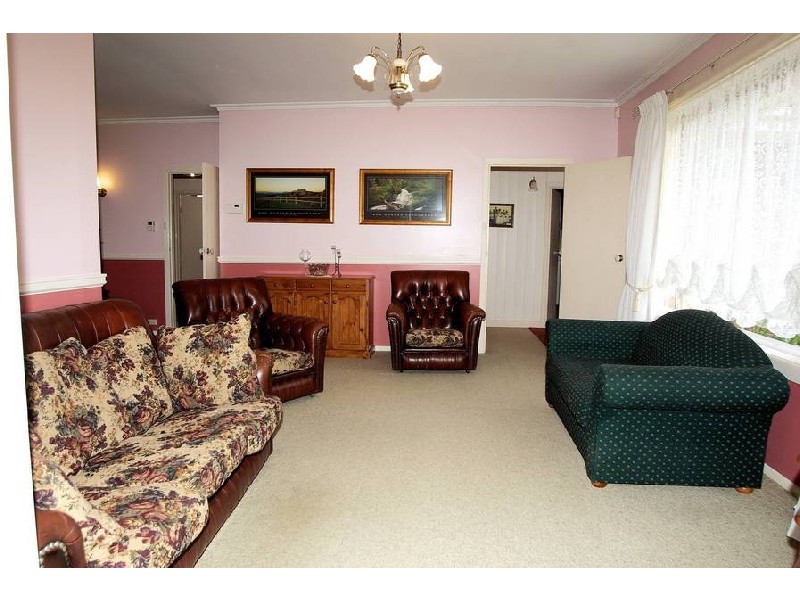 29 Thompson Street, Whittington VIC 3219