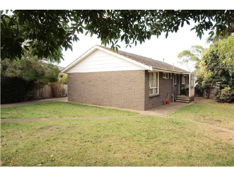 8 Corriedale Court, Belmont VIC 3216