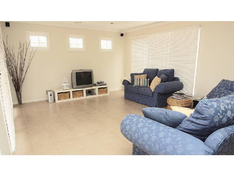 23 Malbec Loop, Waurn Ponds VIC 3216