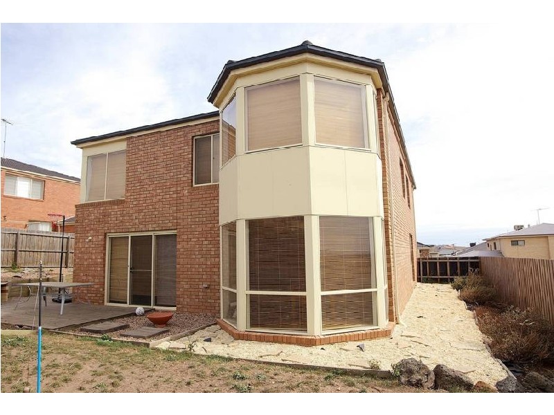 28 Pinto Way, Highton VIC 3216