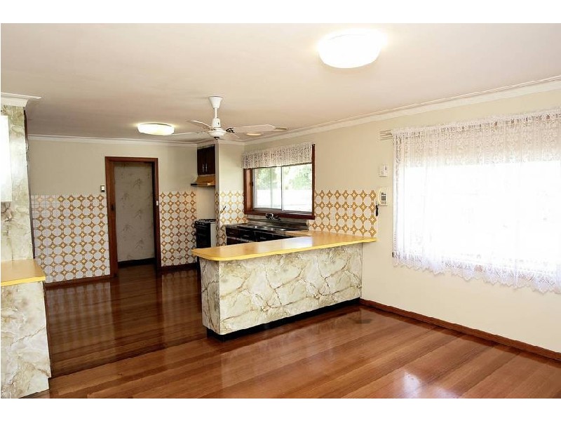 39 Mernda Parade, Belmont VIC 3216