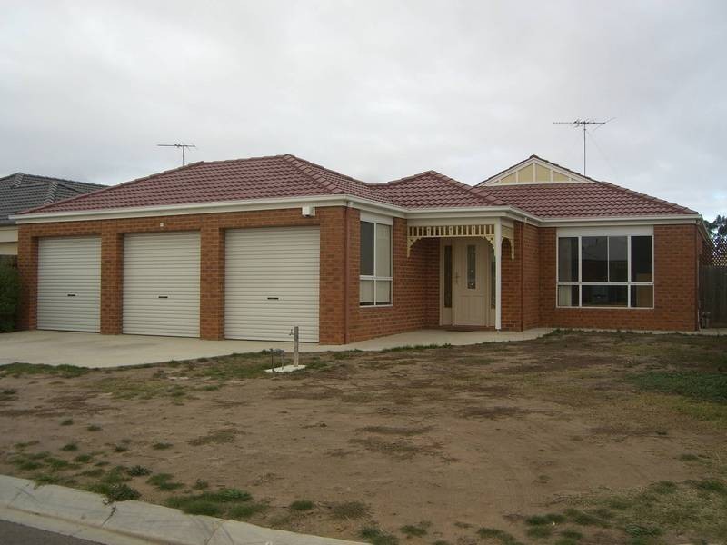 13 Felicity Court, Lara VIC 3212