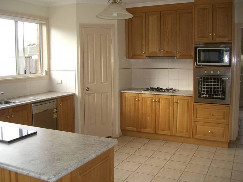 13 Felicity Court, Lara VIC 3212