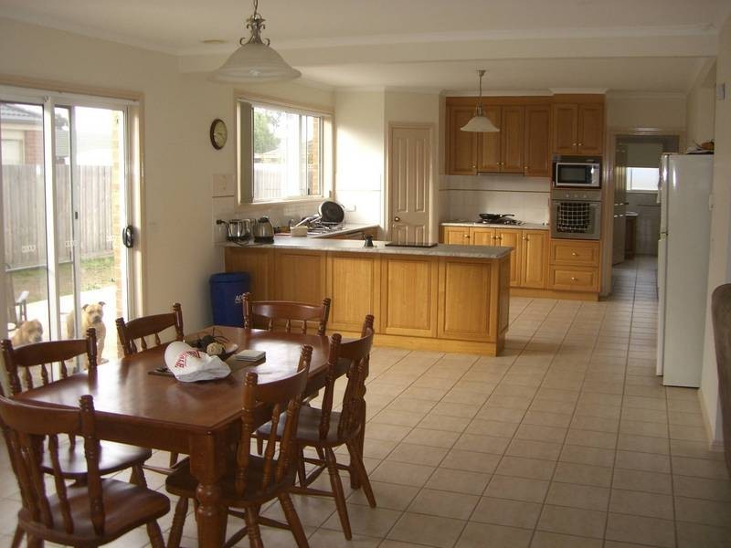 13 Felicity Court, Lara VIC 3212