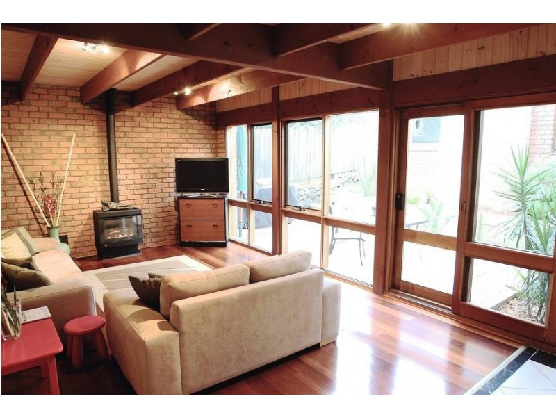 9 Highett Road, Highton VIC 3216