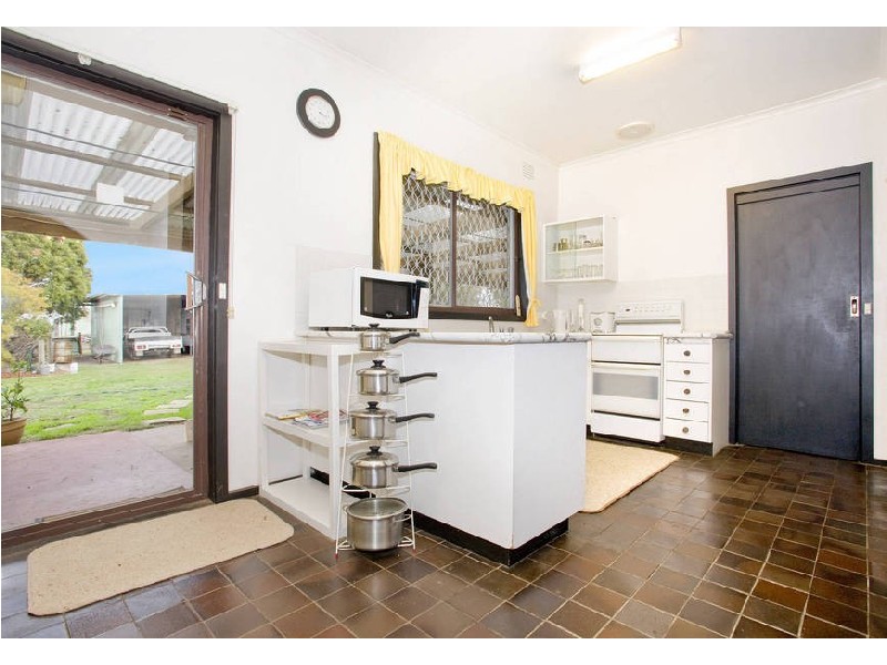 10 Resibee Street, Lara VIC 3212