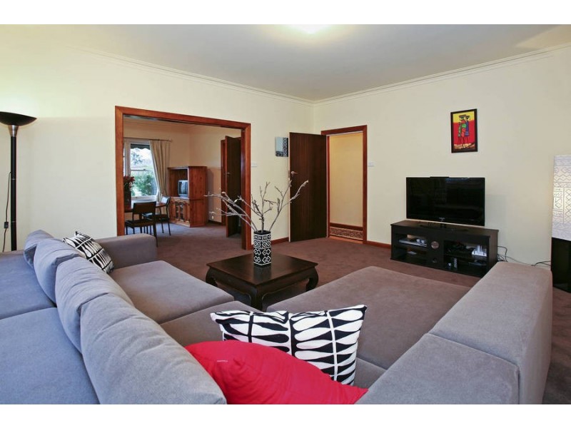 4 Walsgott Street, North Geelong VIC 3215