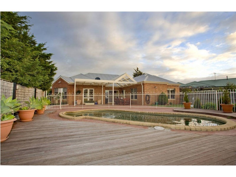 10 Silvan Court, Lovely Banks VIC 3221