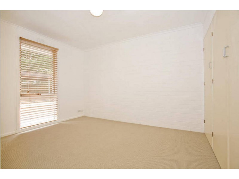 2/62 Kedleston Rd, Herne Hill VIC 3218