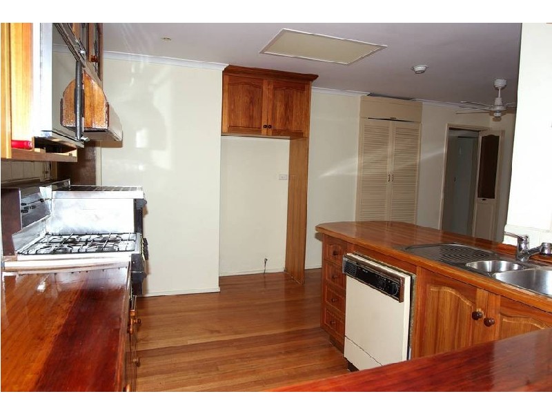 86 Cloverdale Drive, Corio VIC 3214