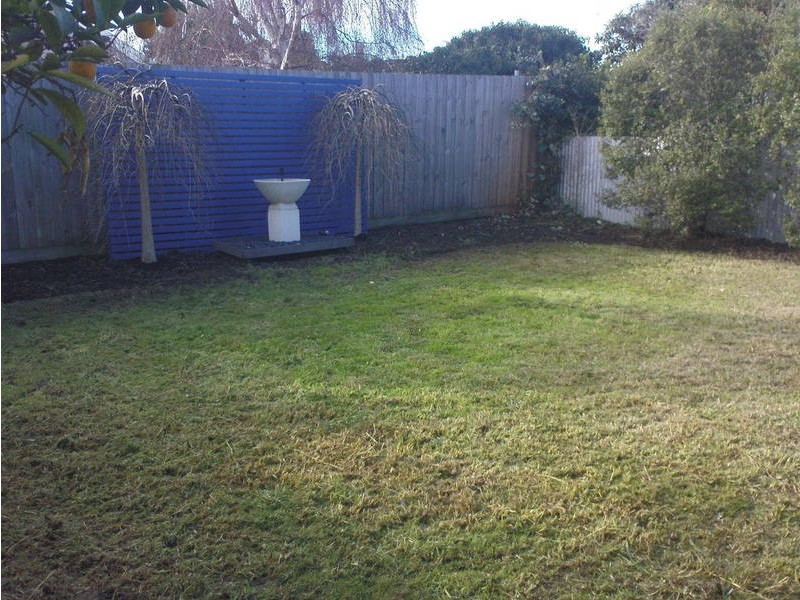 64 Waratah Street, Geelong West VIC 3218