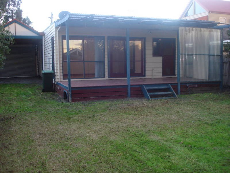 64 Waratah Street, Geelong West VIC 3218