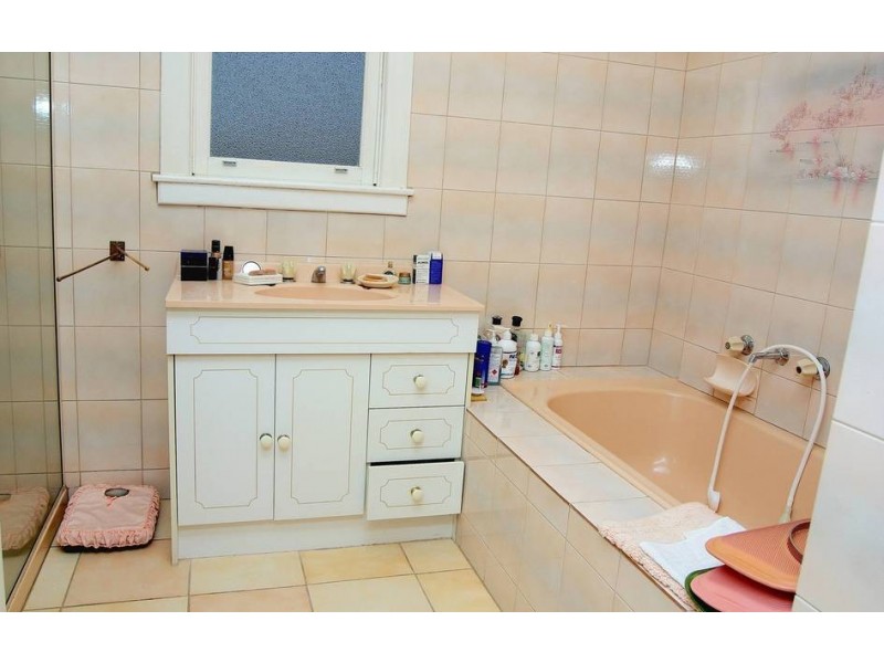 43 Maurice Street, Herne Hill VIC 3218