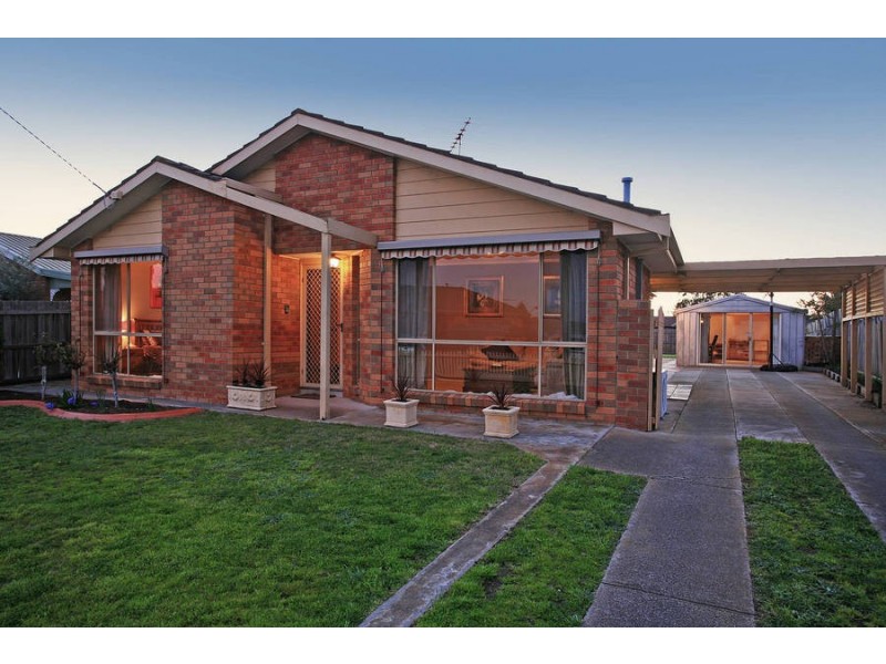 18 Orbit Drive, Whittington VIC 3219