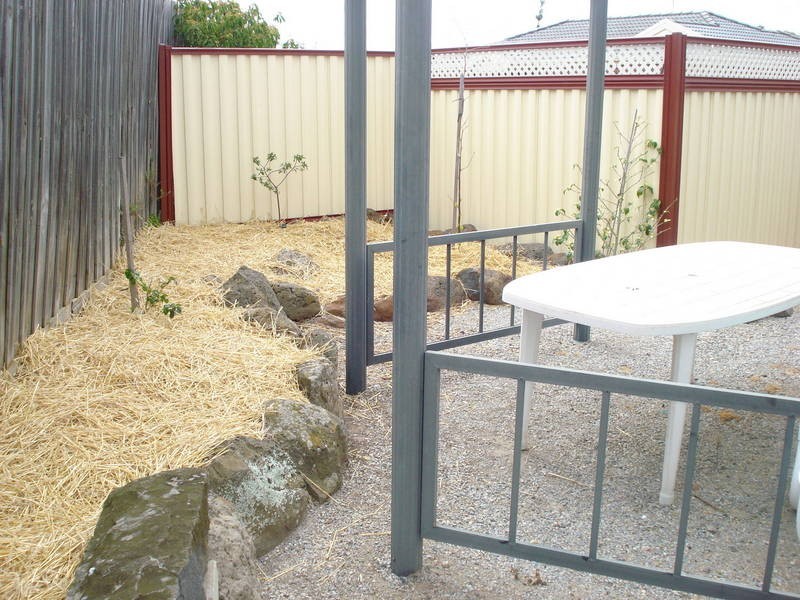 4/12 Karlovac Court, Bell Park VIC 3215