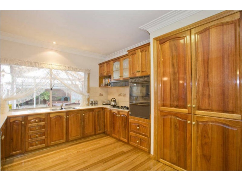 35 Washington Gardens, Leopold VIC 3224