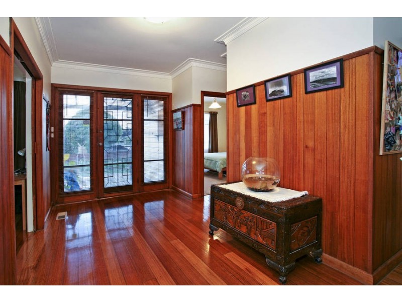 24 Summit Avenue, Belmont VIC 3216