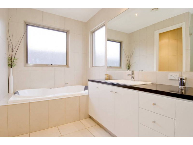 7 Horizon Court, Highton VIC 3216