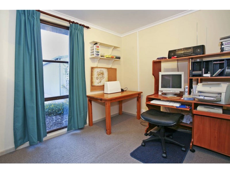 10 Redstone Court, Whittington VIC 3219
