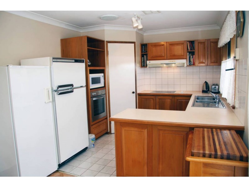 40 Washington Gardens, Leopold VIC 3224