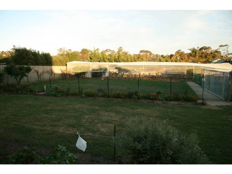 40 Washington Gardens, Leopold VIC 3224