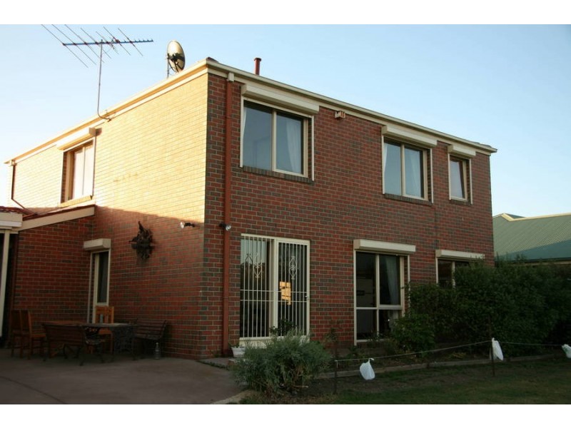 40 Washington Gardens, Leopold VIC 3224