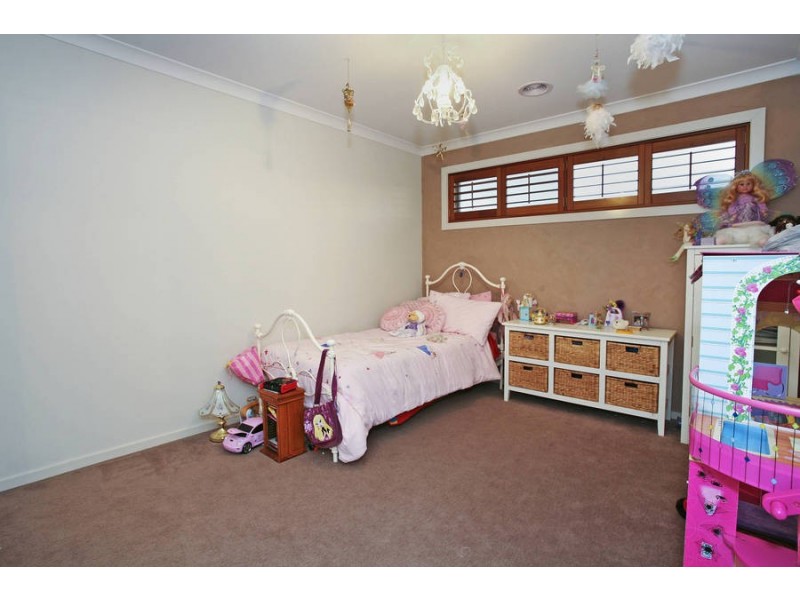 12 Nell Link, Leopold VIC 3224