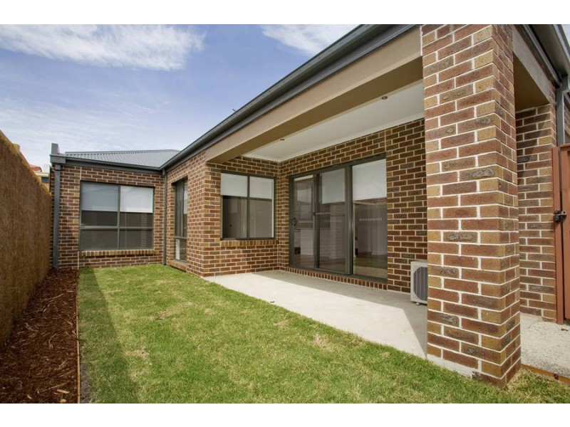 2/157 Separation Street, Bell Park VIC 3215