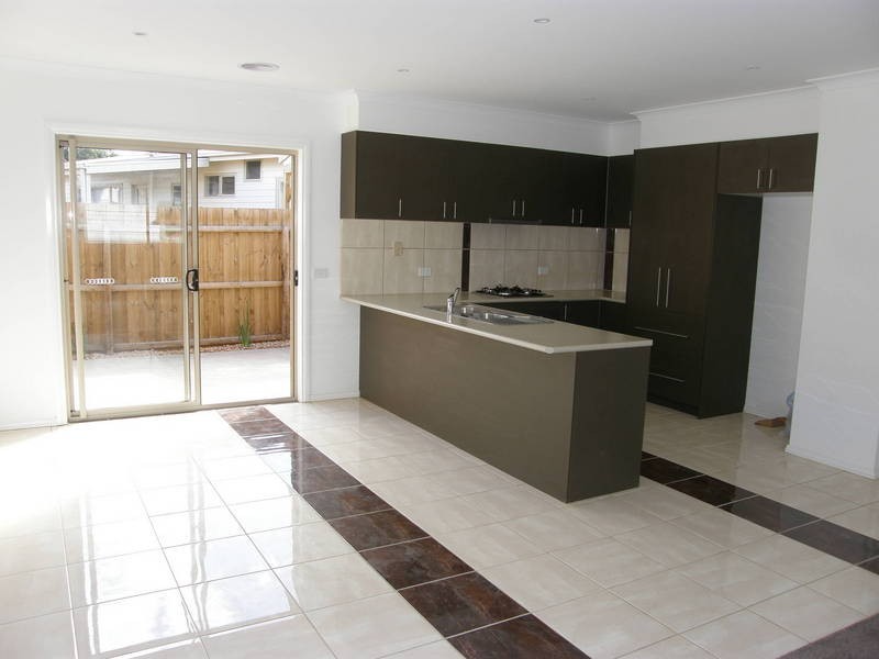 7 Taliska Avenue, Hamlyn Heights VIC 3215