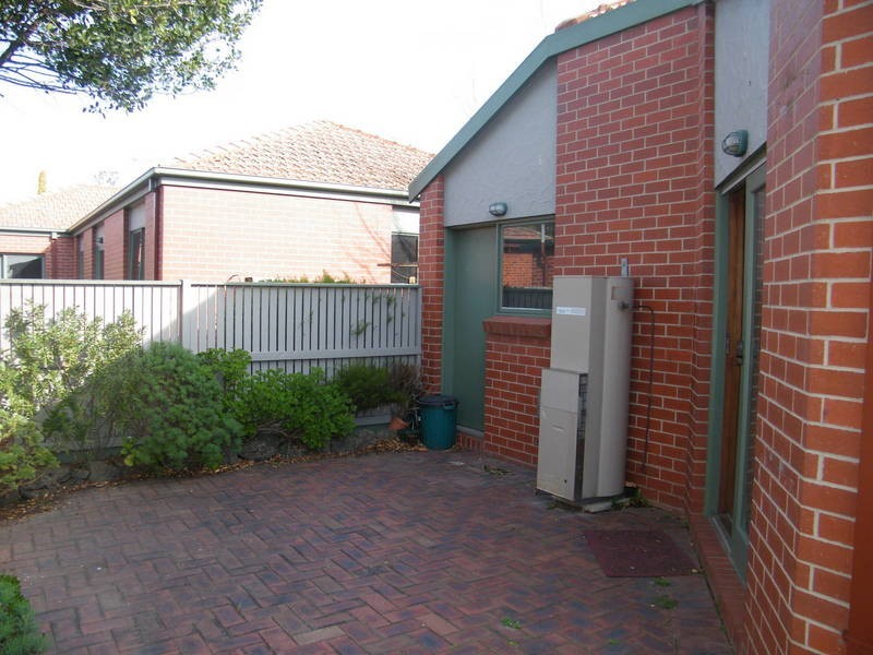 1/91 Aphrasia Street, Newtown VIC 3220