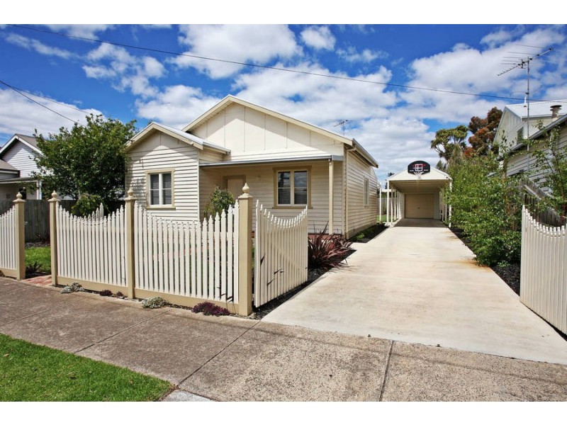 6 Staverly Road, Herne Hill VIC 3218