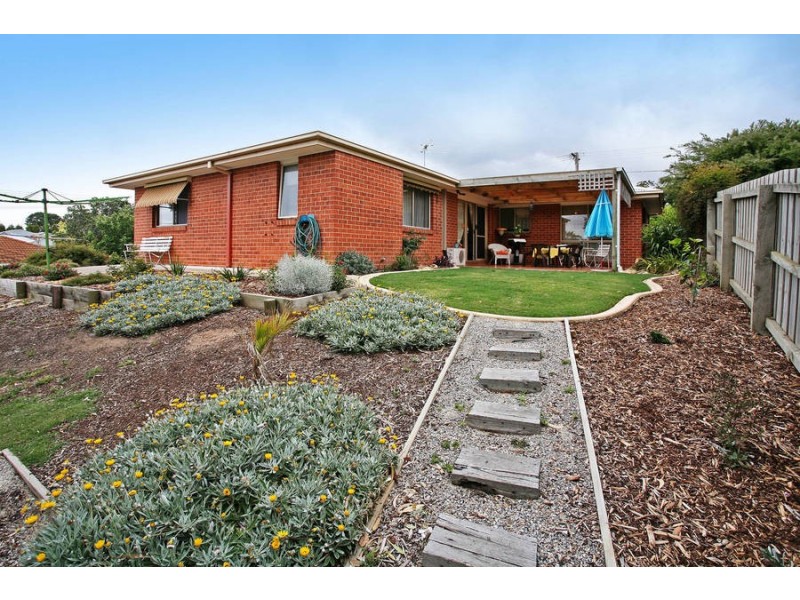 33 Anzac Avenue, Leopold VIC 3224