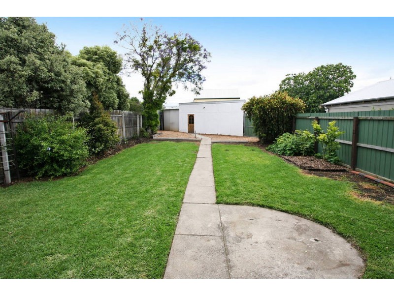 6 Kernot Street, East Geelong VIC 3219