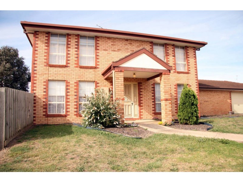 4 Reta Close, Leopold VIC 3224