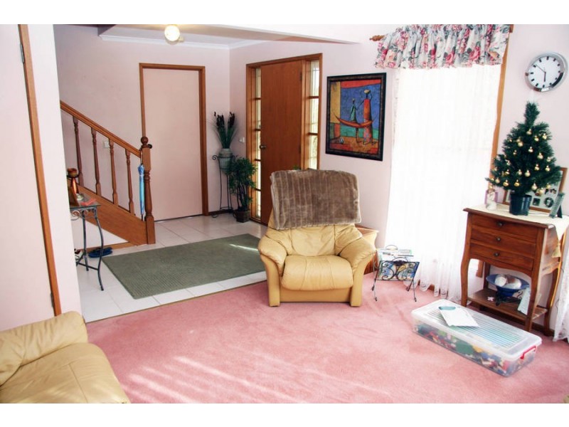 4 Reta Close, Leopold VIC 3224