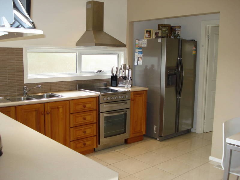 6 Cambra Rd, Belmont VIC 3216