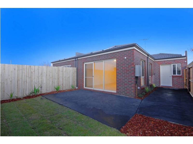 2/146 Separation Street, Bell Park VIC 3215