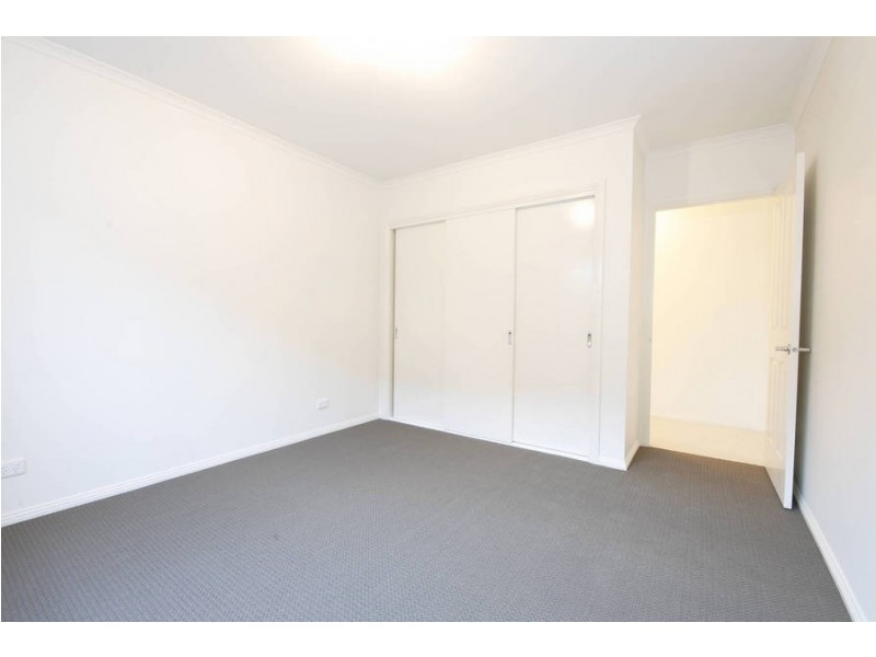 2/146 Separation Street, Bell Park VIC 3215