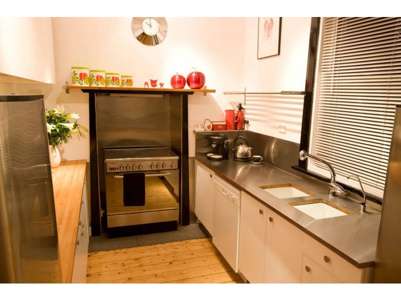 16 Loch Street, East Geelong VIC 3219