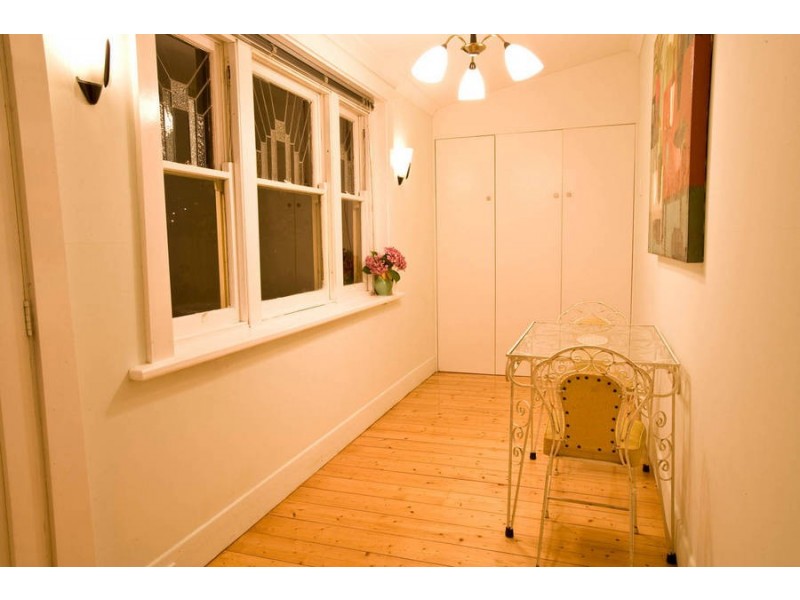 16 Loch Street, East Geelong VIC 3219