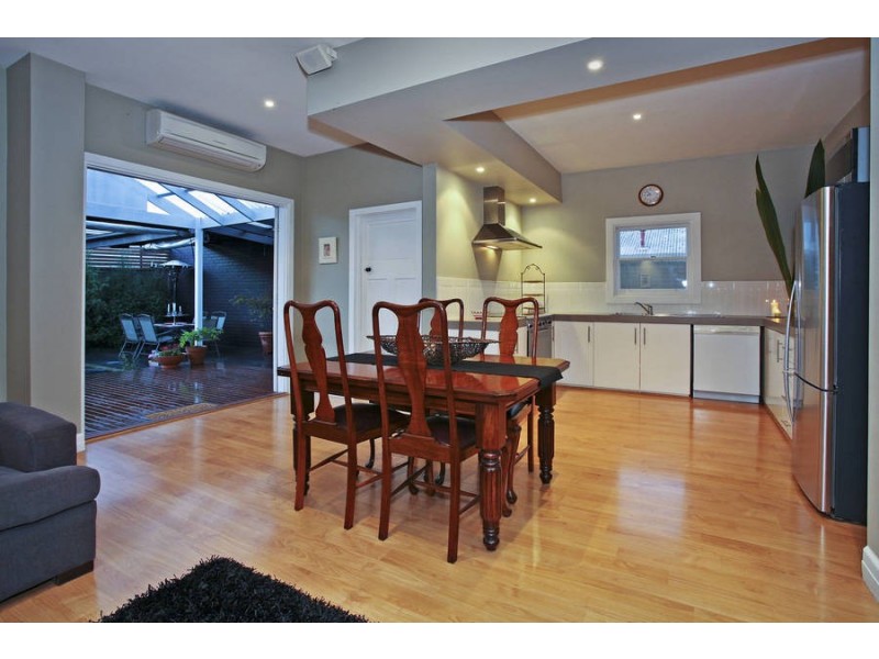 2 Kernot Street, East Geelong VIC 3219