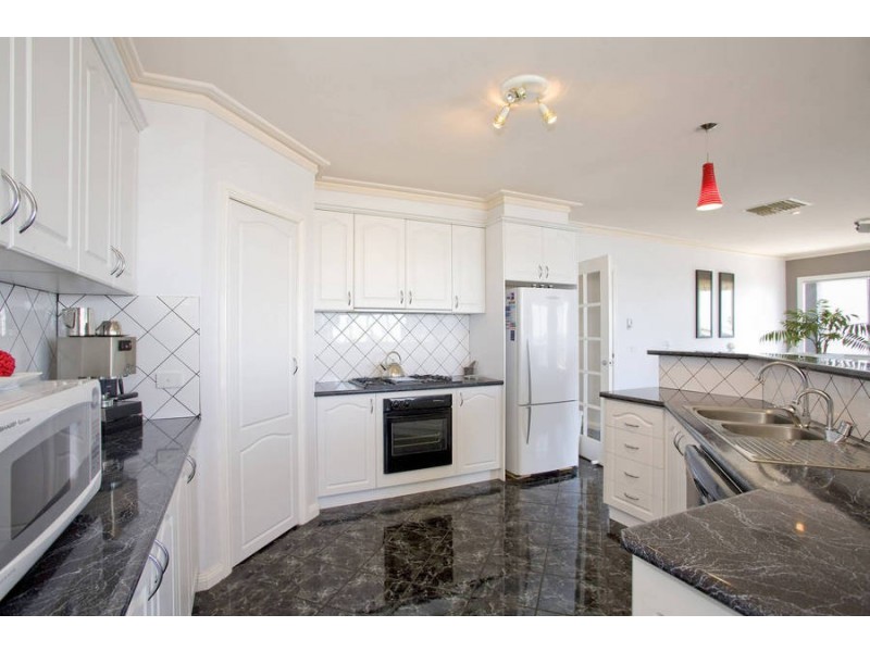 55 Dane Avenue, Bell Post Hill VIC 3215